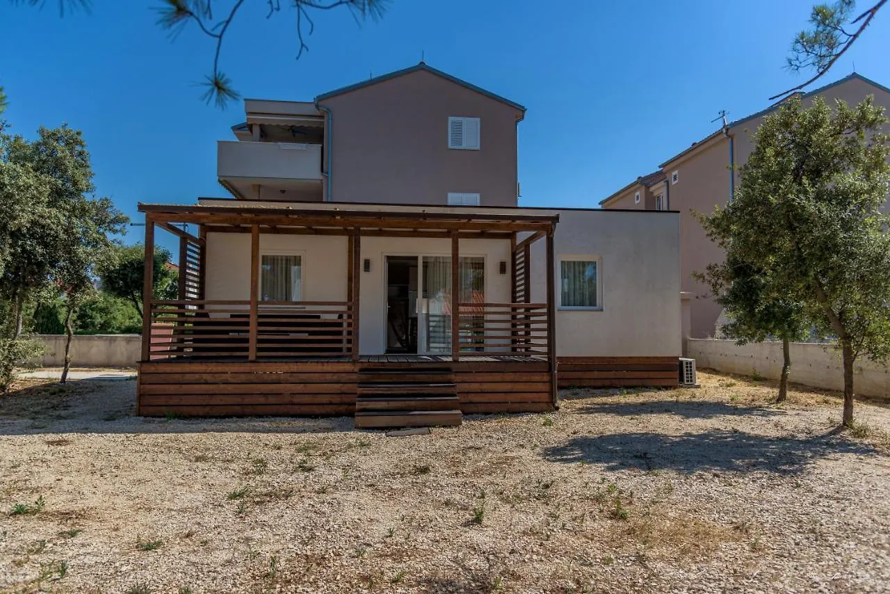 Mobile Home Summer Breeze Biograd Na Moru Croatia